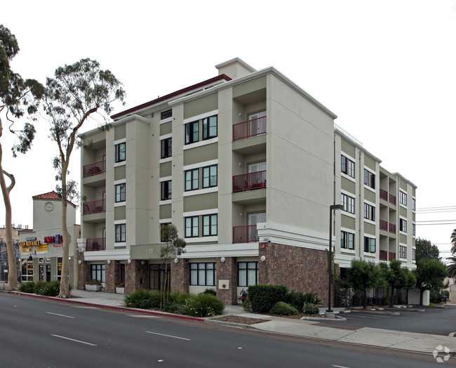 Boulevard Apartments Opens on El Cajon Boulevard