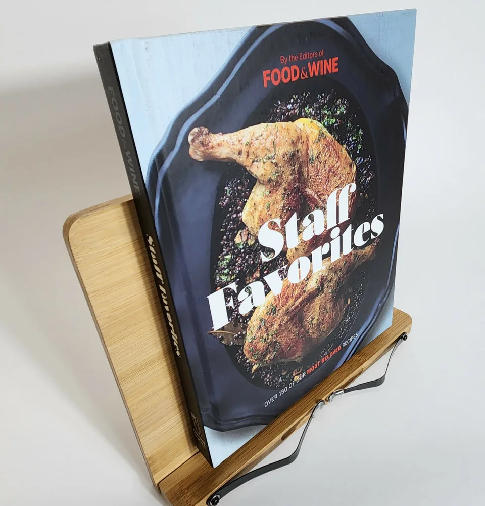 FOOD & WINE Staff Favorites (Book, HB)