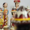 Esala Perahera Hand-painted Chess Set - Image 5