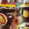 Esala Perahera Hand-painted Chess Set - Image 8
